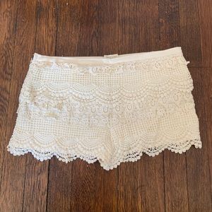 Urban Outfitters Pins and Needles Crochet …